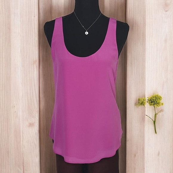 Trina Turk 100% Silk Lightweight Scoop Neckline Camisole Tank with Lining Pink S - Picture 1 of 14